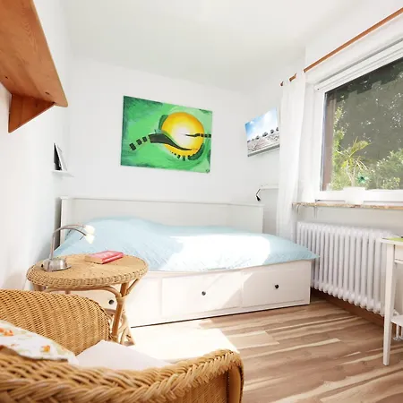 Huus Stokendoerp Fuer 2 Hunde